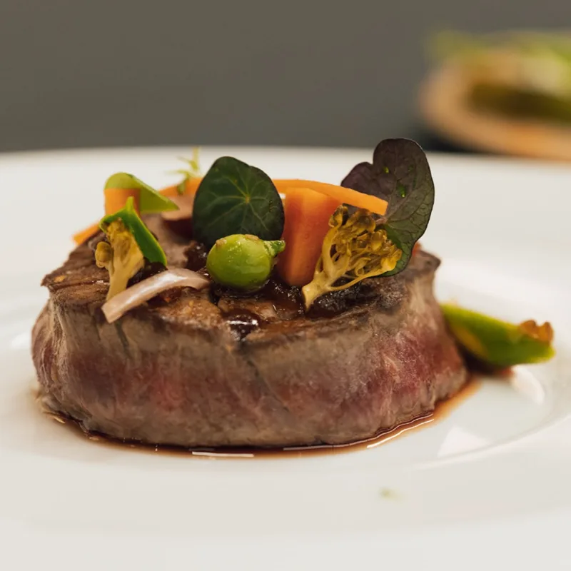 Auberge du Pelloux - Restaurant/Traiteur — Angerichtetes Gericht