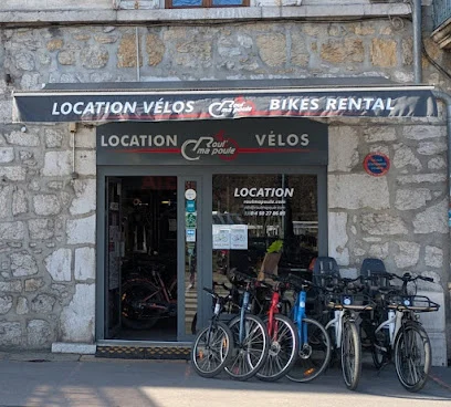 Roul' ma Poule — Annecy centre — Biciclette davanti al negozio